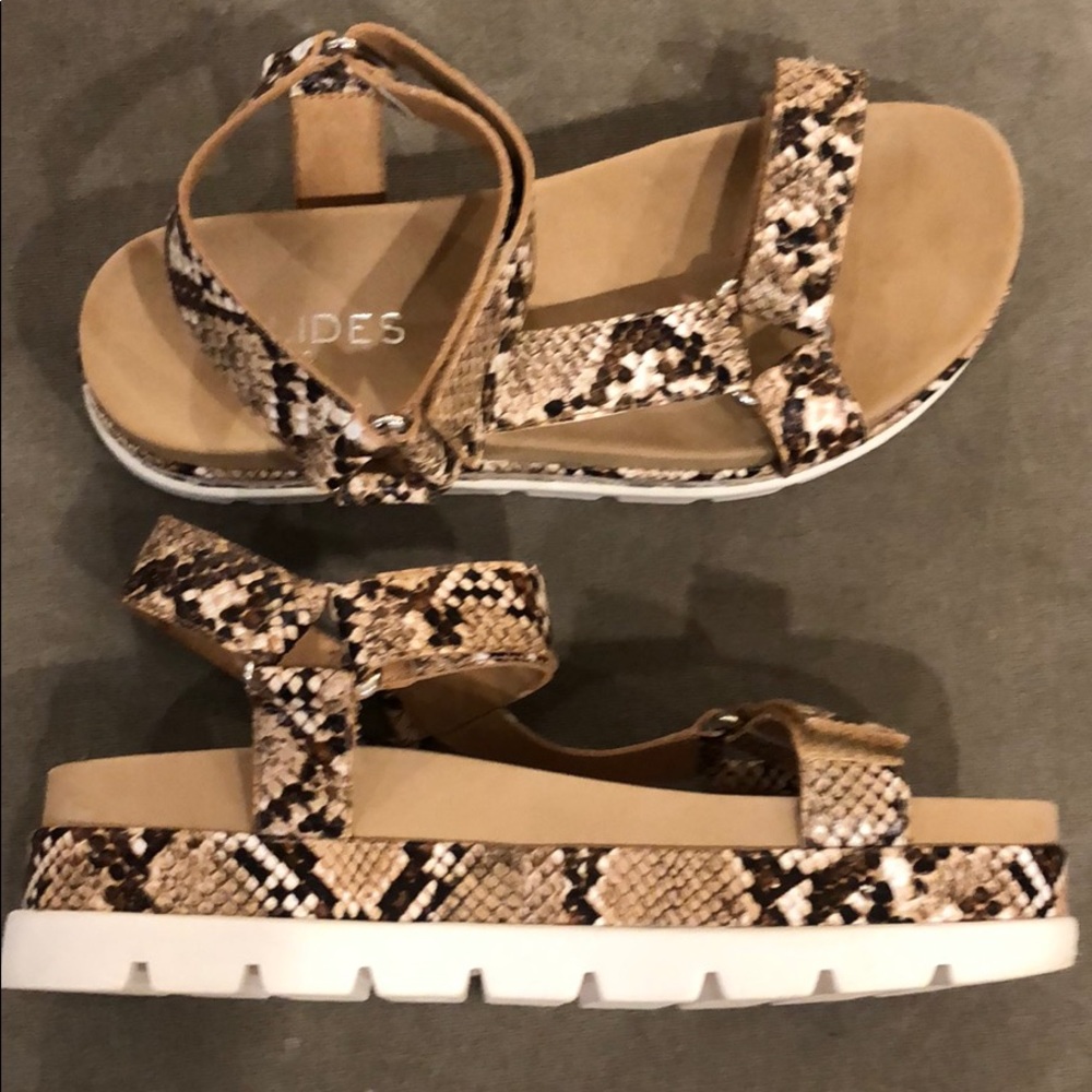 J/Slides Nyc Sandals - image 4